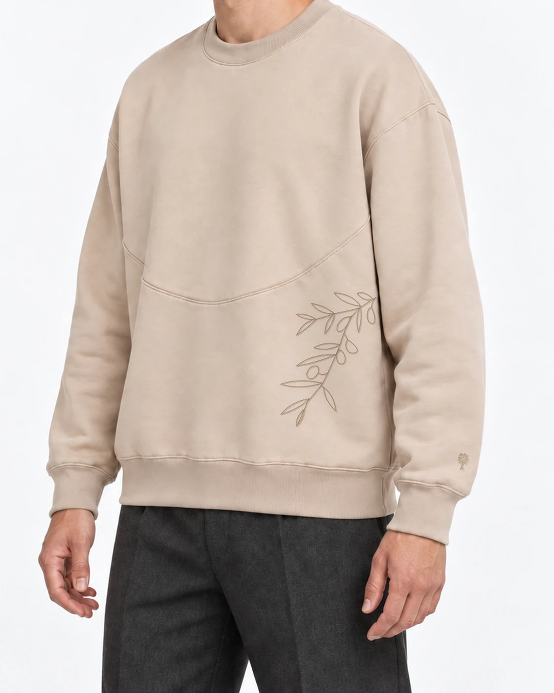 Olives Sweater 1, beige, three-quarter on-model view